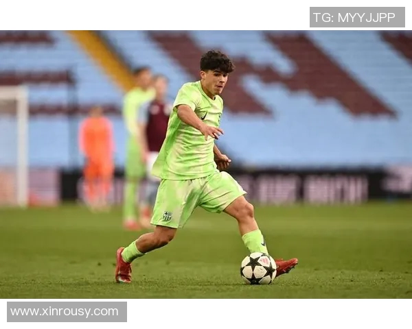 毕尔巴鄂官方宣布签下巴萨旧将，球迷热议转会窗口